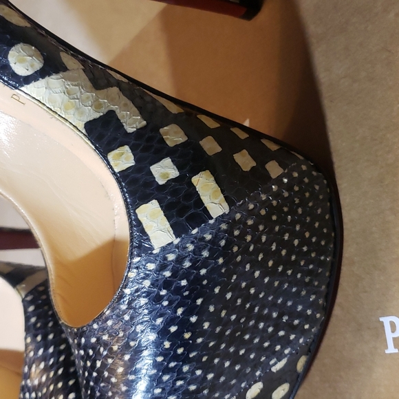 Christian Louboutin size 40 color black and white 100% AUTHENTIC - Picture 9 of 13